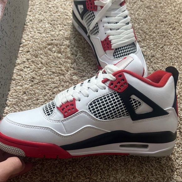 Jordan retro 4 Fire Red Size 9 Brand new - Picture 6 of 9
